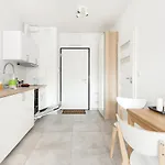 Superapart Rydygiera, Pet-friendly With Patio & Self Check-in *